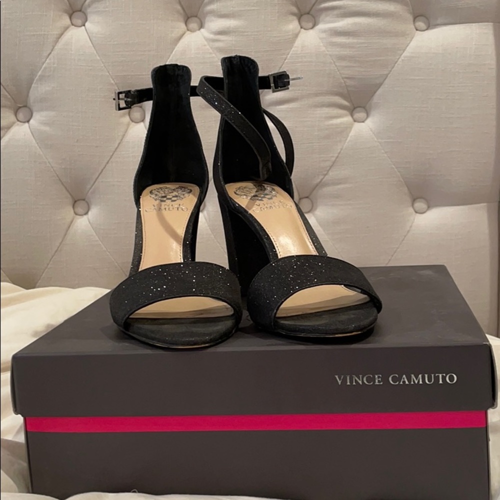 Vince Camuto black glitter heels